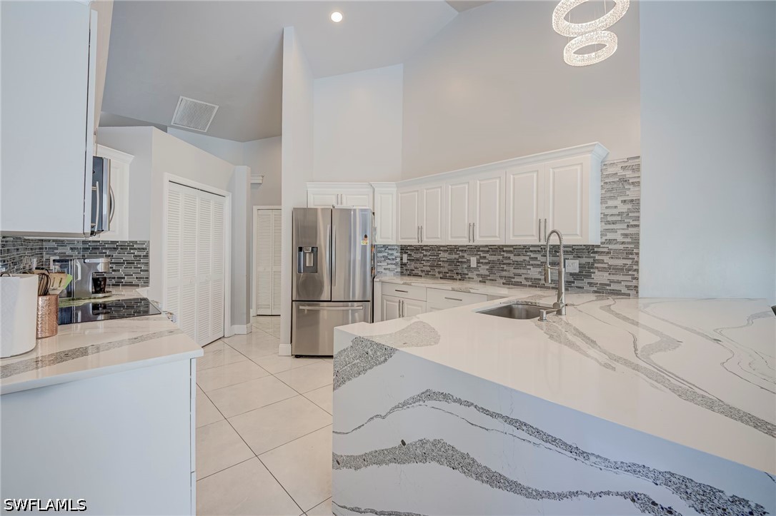 3 Bed Pool Home for Sale in Berkshire Lakes, photo 8