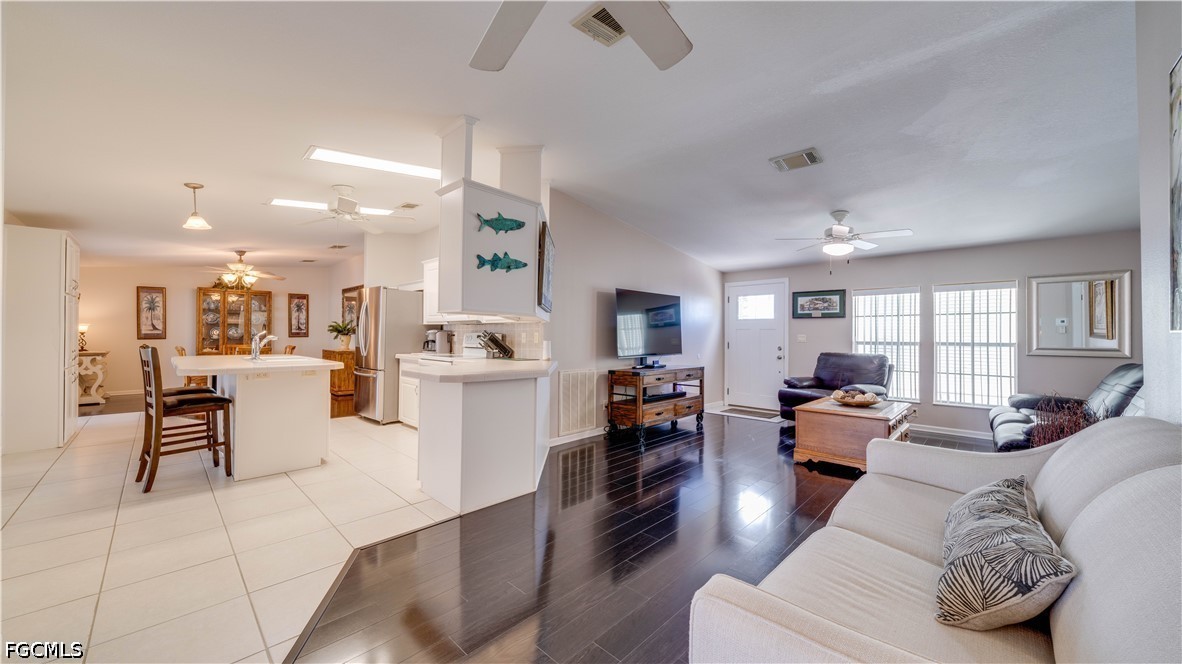 3 Bed Waterfront Home for Sale in Cherry Estates, photo 8