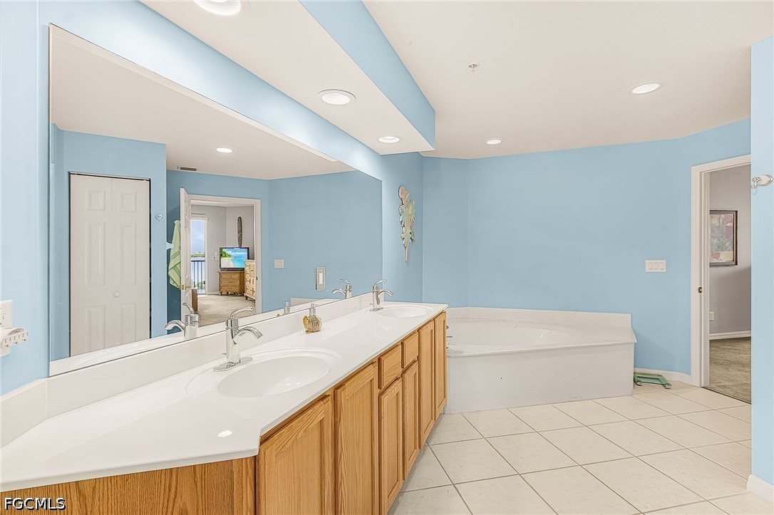 3 Bed Waterfront Home for Sale in Waterside At Bay Beach, FL — photo 8