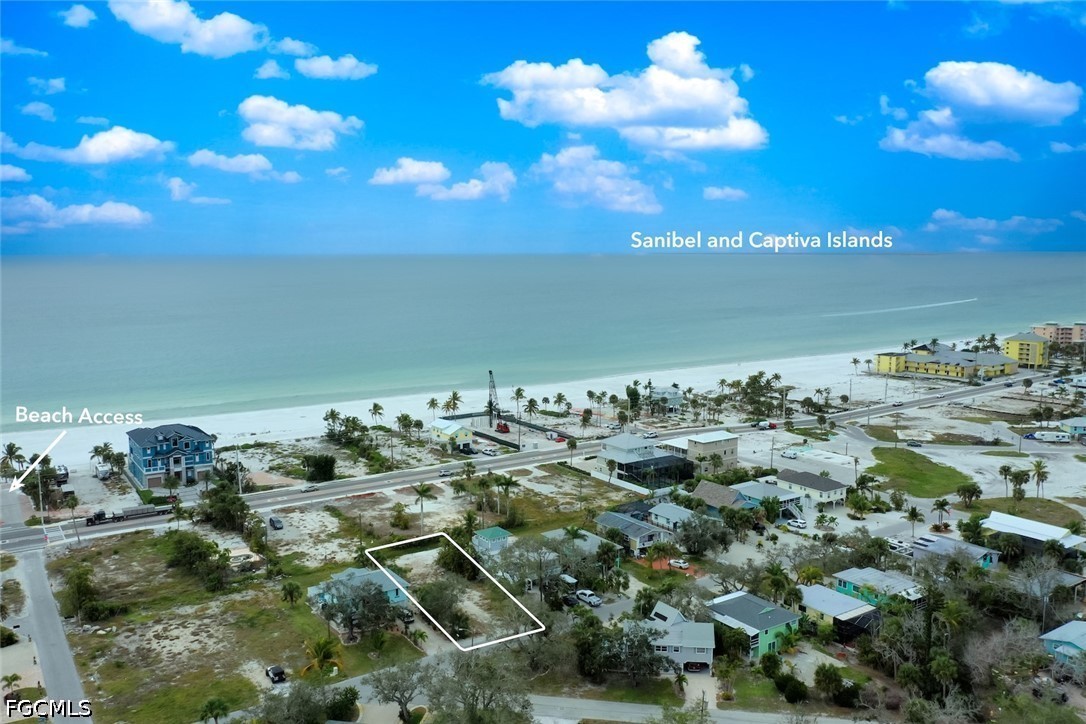 Residential for Sale in Mcphie Park, FL — photo 8
