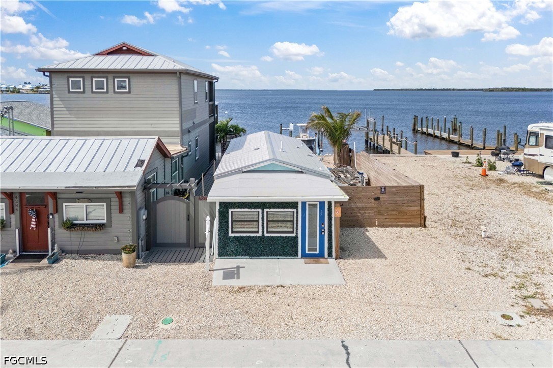 2 Bed Waterfront Home for Sale in Matlacha, FL, $399,900 — photo 8