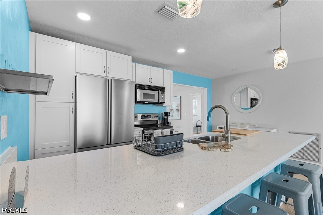 2 Bed Pool Home for Sale in Matlacha, FL — photo 8