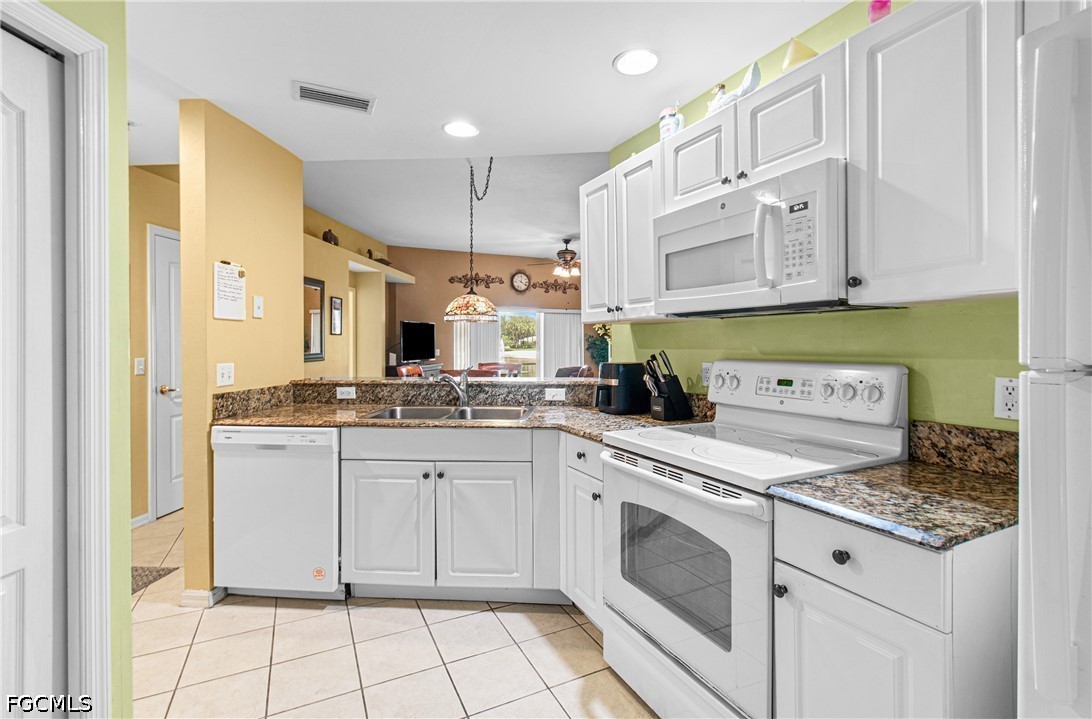 2 Bed Waterfront Home for Sale in Summerwind, FL — photo 8