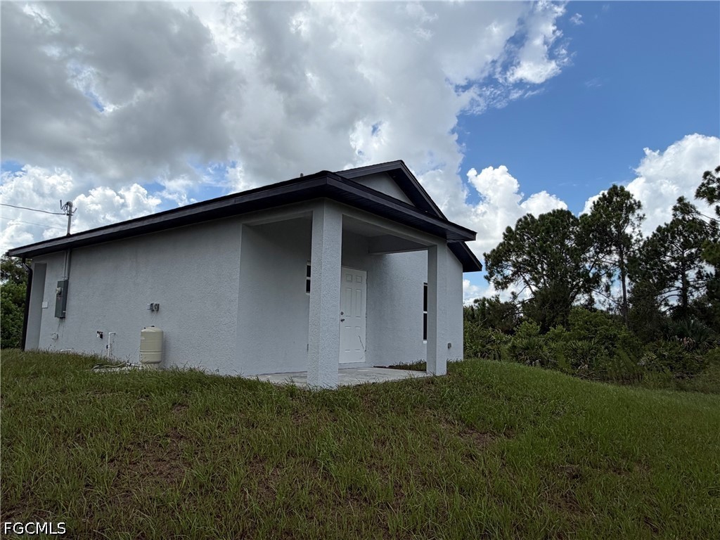 2 Bed SingleFamilyResidence for Sale in Lehigh Acres, FL — photo 8