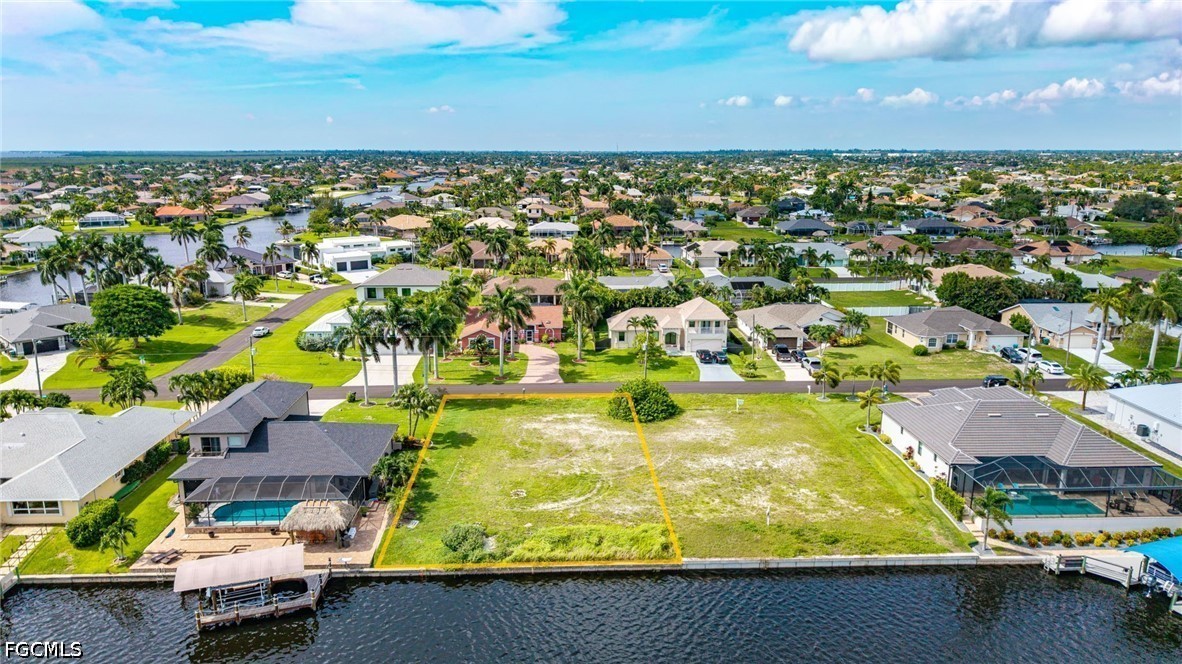 Waterfront Home for Sale in Cape Coral, FL, $239,900 — photo 8
