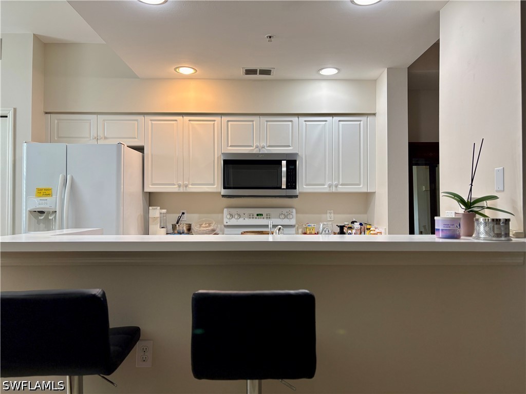 2 Bed Condominium for Sale in Cypress Trace, FL, $2,100 — photo 8