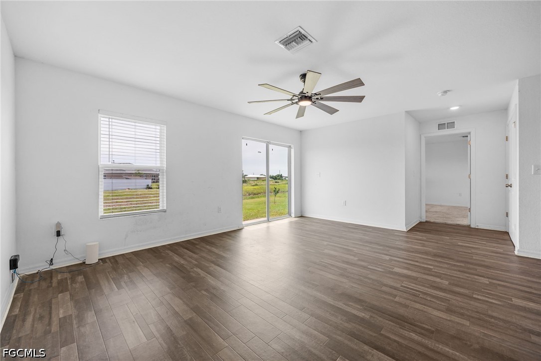 4 Bed SingleFamilyResidence for Sale in Port Labelle, FL — photo 8