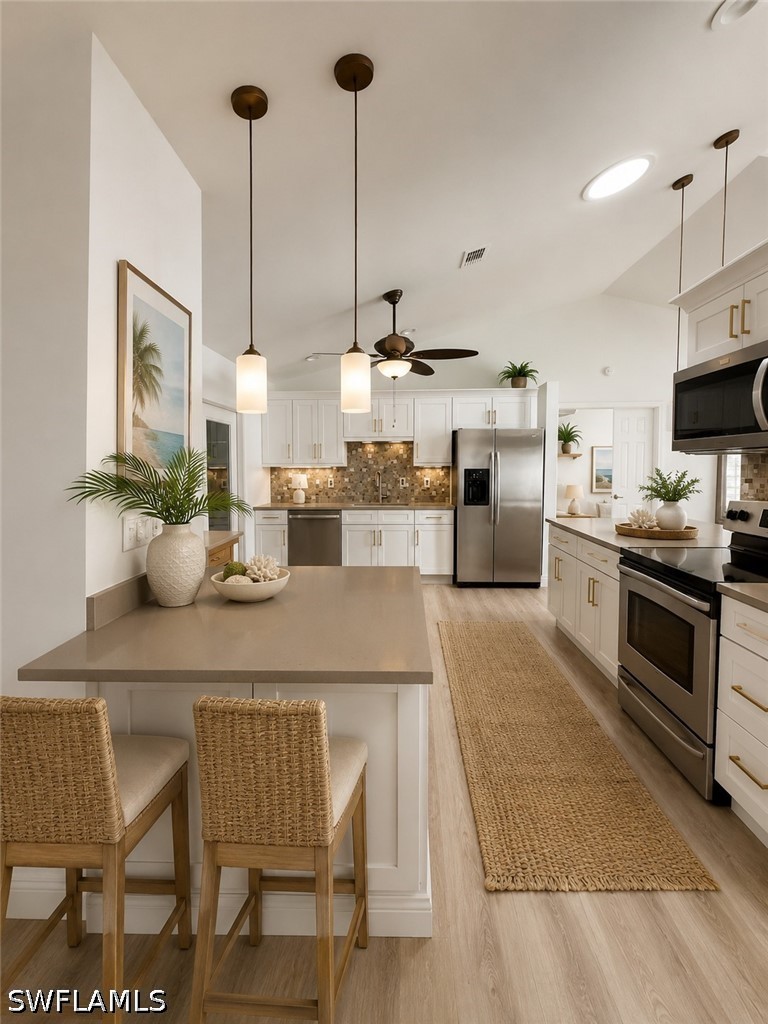 3 Bed SingleFamilyResidence for Sale in Naples, FL, $849,000 — photo 8