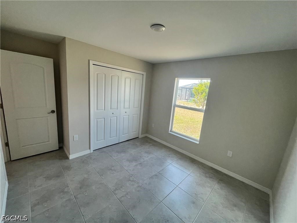 4 Bed SingleFamilyResidence for Sale in Cape Coral, FL — photo 8