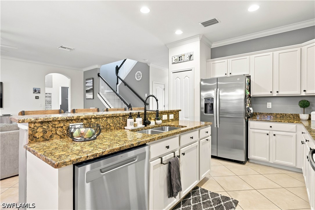 4 Bed Waterfront Home for Sale in Naples, FL, $649,999 — photo 8