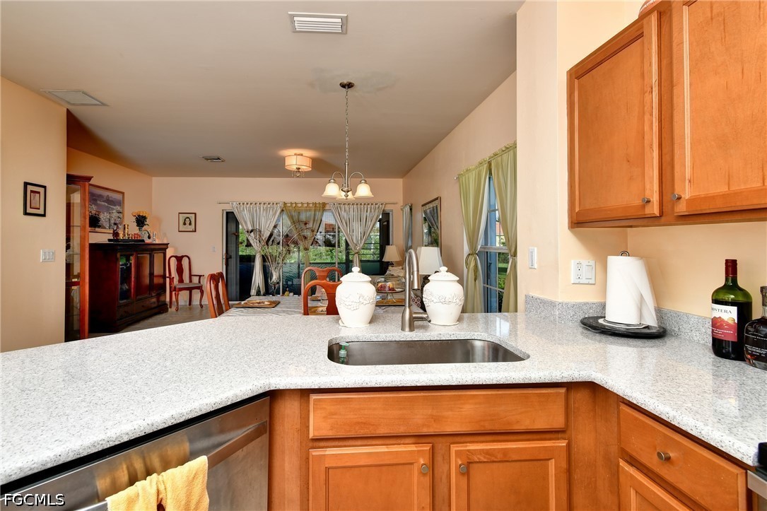 3 Bed Townhouse for Sale in Olympia Pointe, FL, $229,000 — photo 8