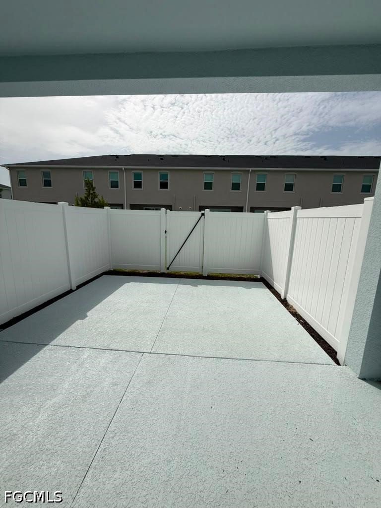 3 Bed SingleFamilyResidence for Sale in Tuckers Cove, FL — photo 8