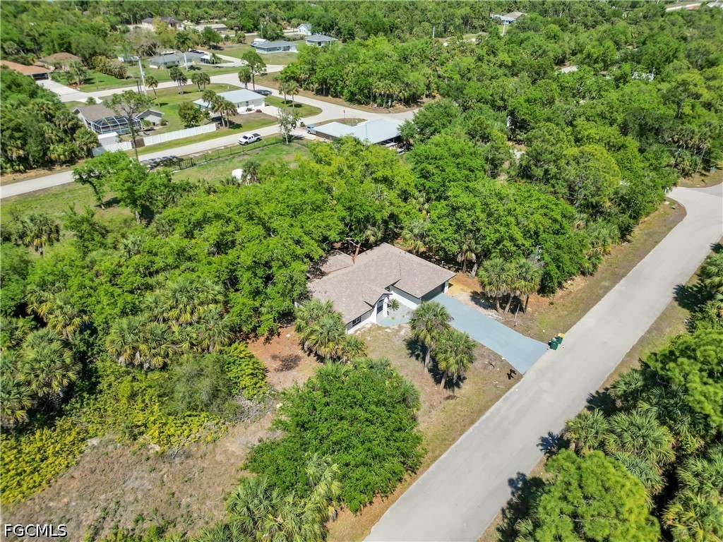 3 Bed SingleFamilyResidence for Sale in Port Charlotte, FL — photo 8