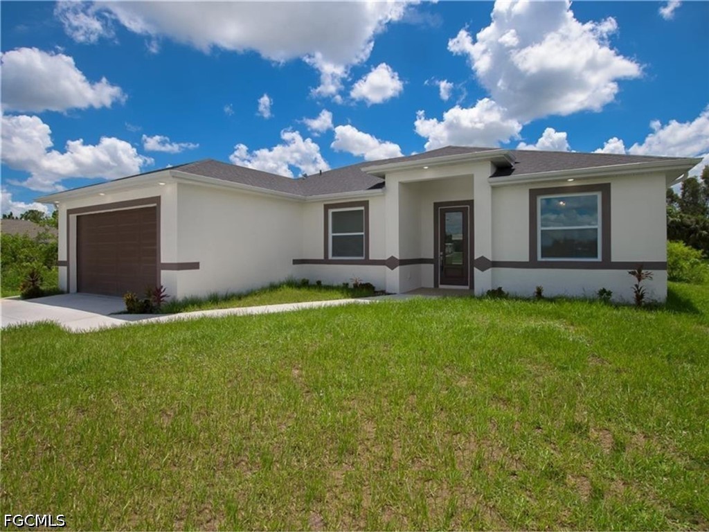 4 Bed SingleFamilyResidence for Sale in Lehigh Acres, FL — photo 8