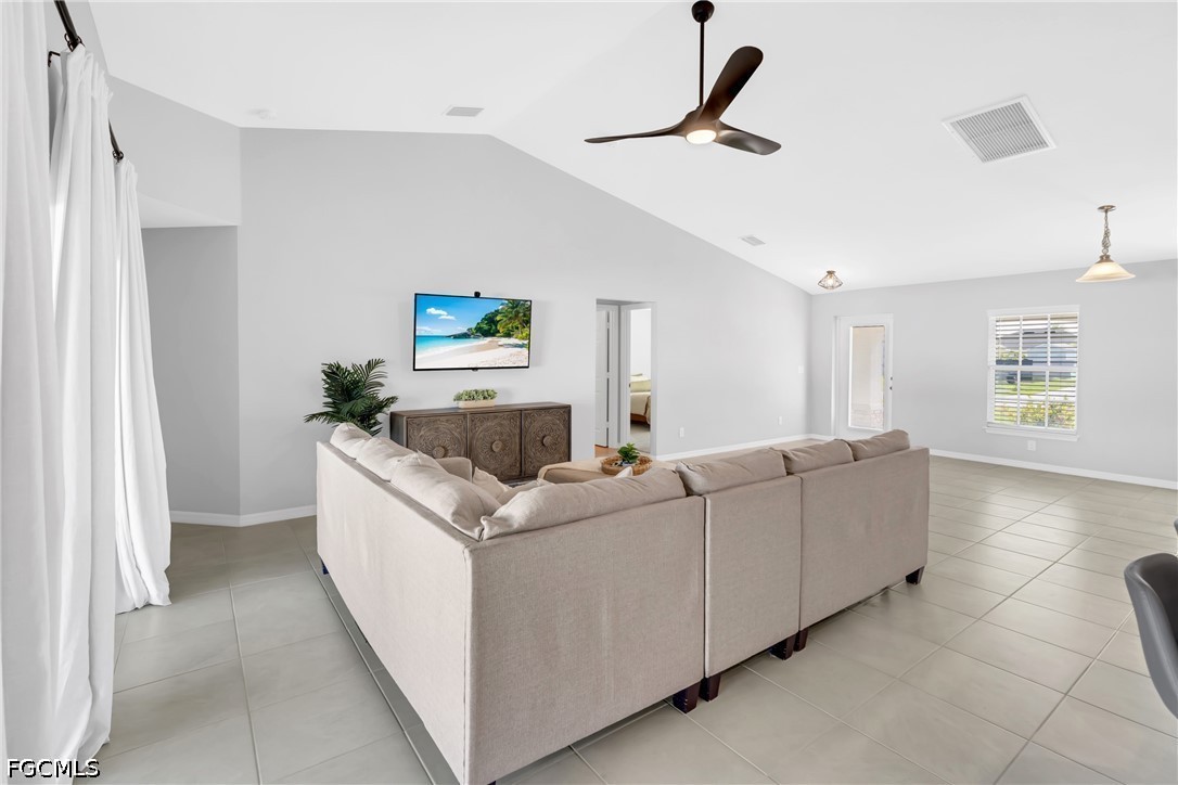 4 Bed SingleFamilyResidence for Sale in Cape Coral, FL — photo 8
