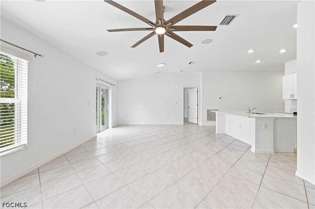 3 Bed SingleFamilyResidence for Sale in Cape Coral, FL — photo 8