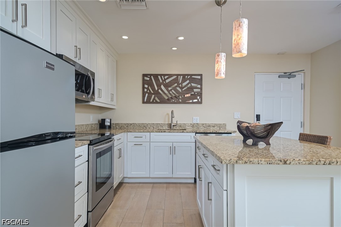 1 Bed Waterfront Home for Sale in Bonita Springs, FL — photo 8