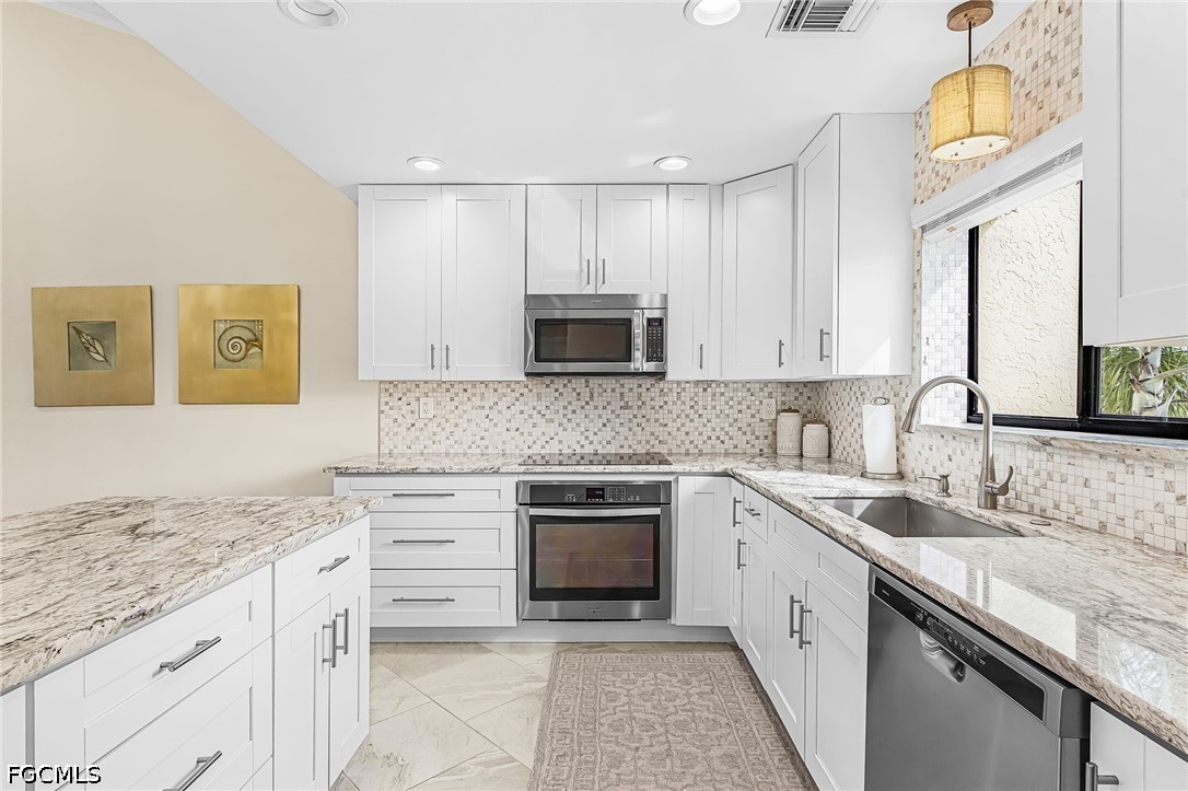 3 Bed Condominium for Sale in Fort Myers, FL, $379,000 — photo 8