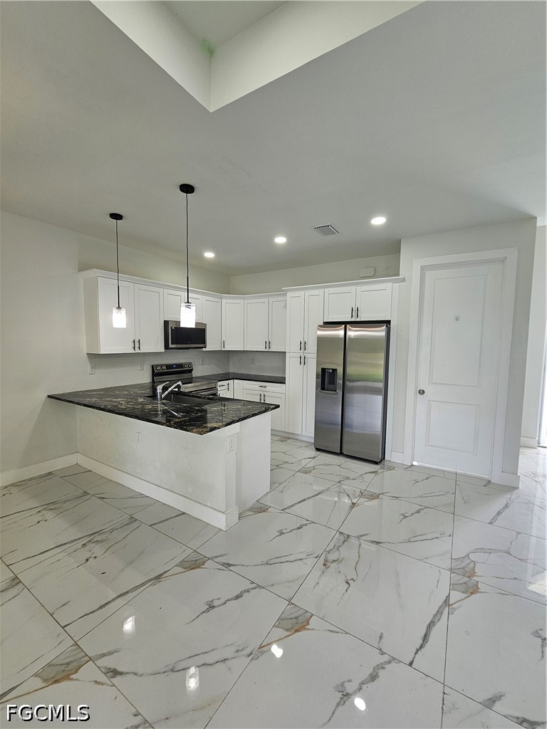 3 Bed SingleFamilyResidence for Sale in Lehigh Acres, FL — photo 8