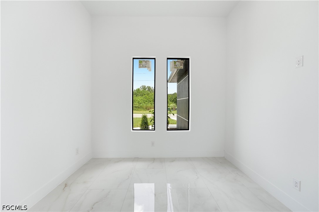 3 Bed SingleFamilyResidence for Sale in Lehigh Acres, FL — photo 8