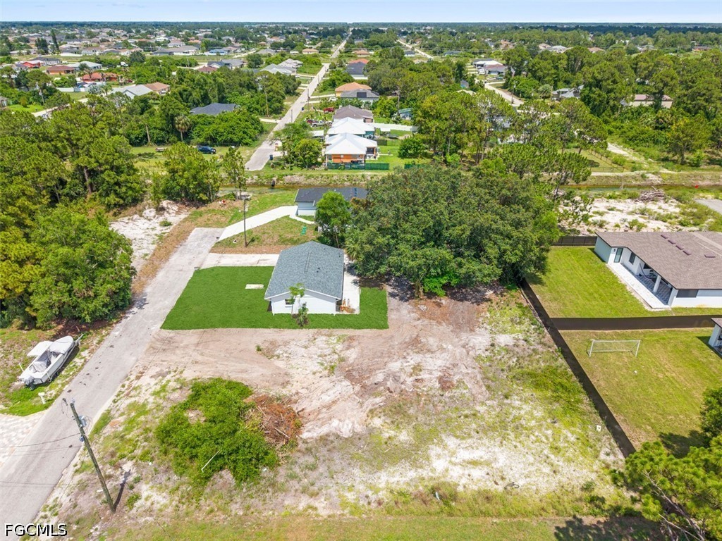 3 Bed SingleFamilyResidence for Sale in Lehigh Acres, FL — photo 8