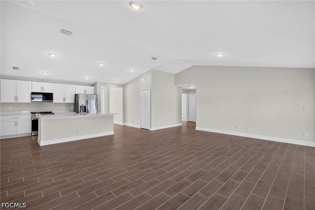 4 Bed SingleFamilyResidence for Sale in Cape Coral, FL — photo 8