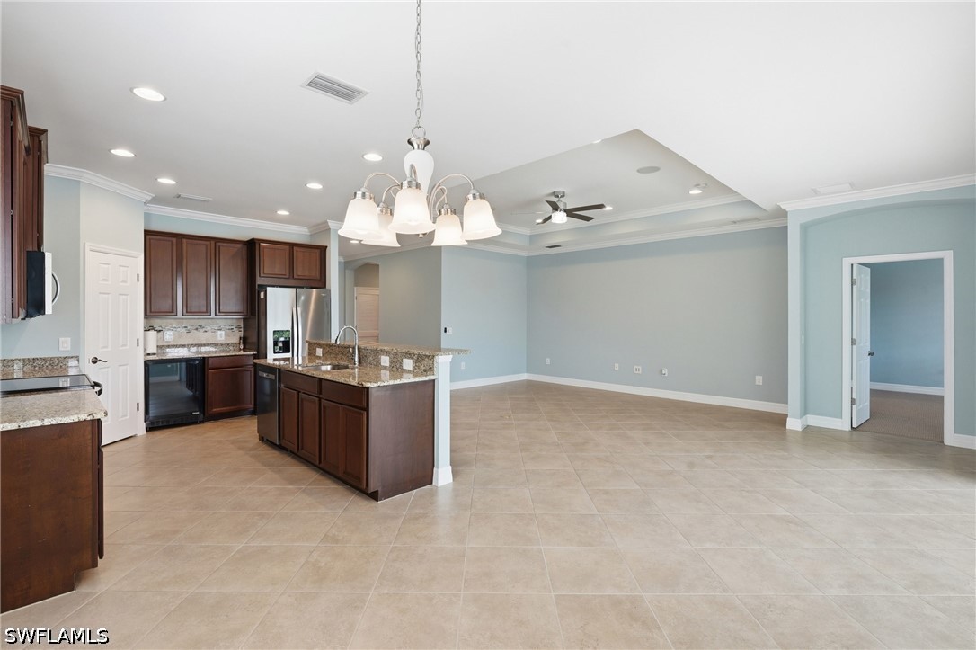 3 Bed Pool Home for Sale in Banyan Bay, FL, $530,000 — photo 8