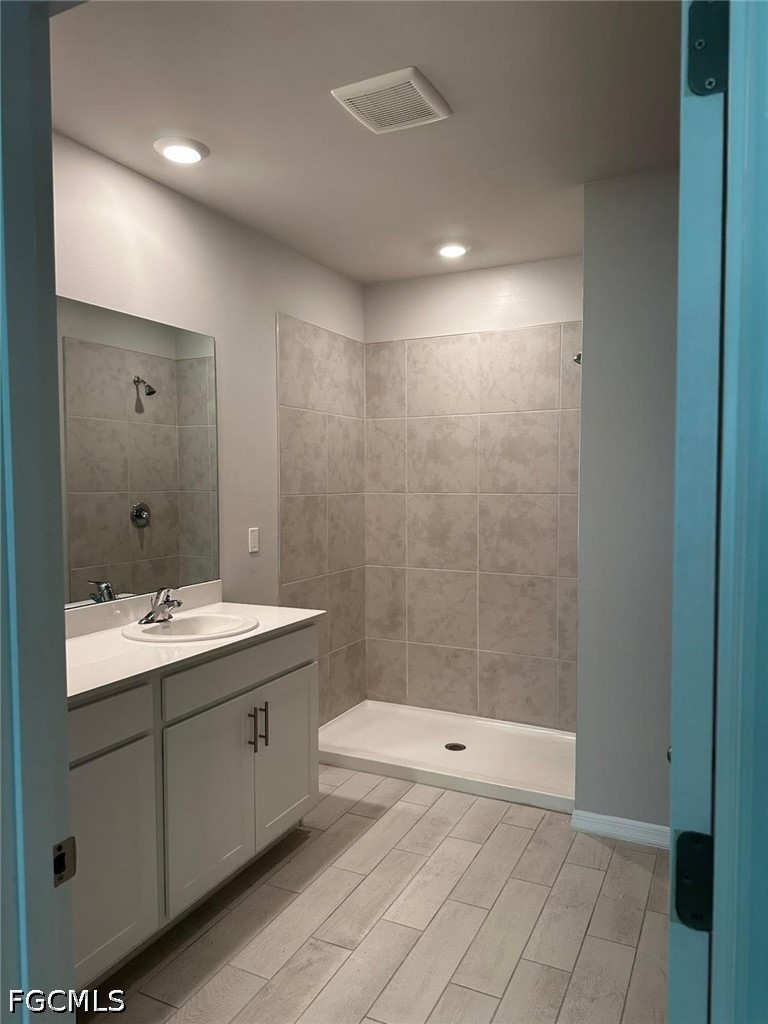 4 Bed SingleFamilyResidence for Sale in Cape Coral, FL — photo 8