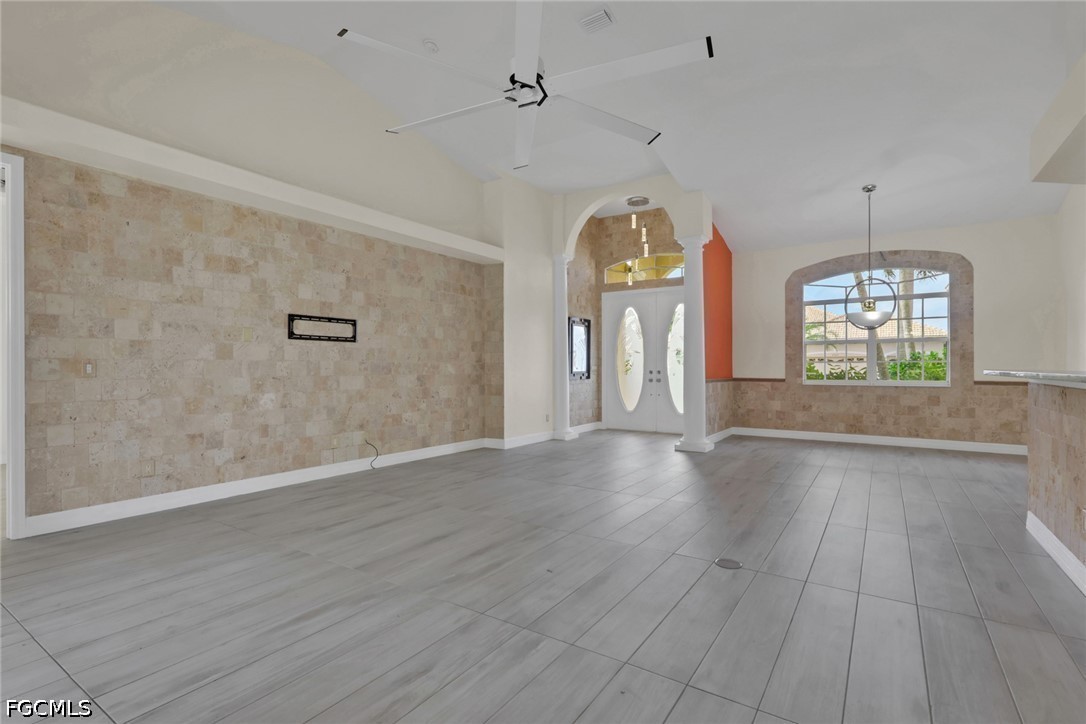 3 Bed Pool Home for Sale in Fort Myers, photo 8