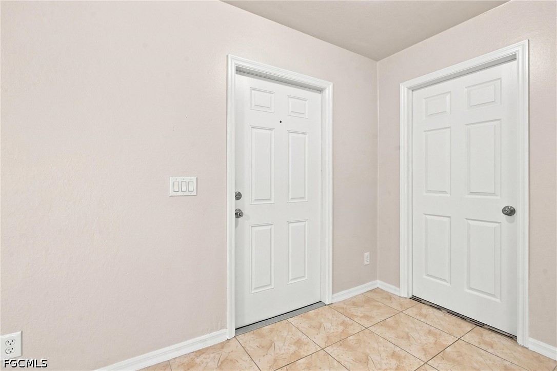 3 Bed SingleFamilyResidence for Sale in Lehigh Acres, FL — photo 8