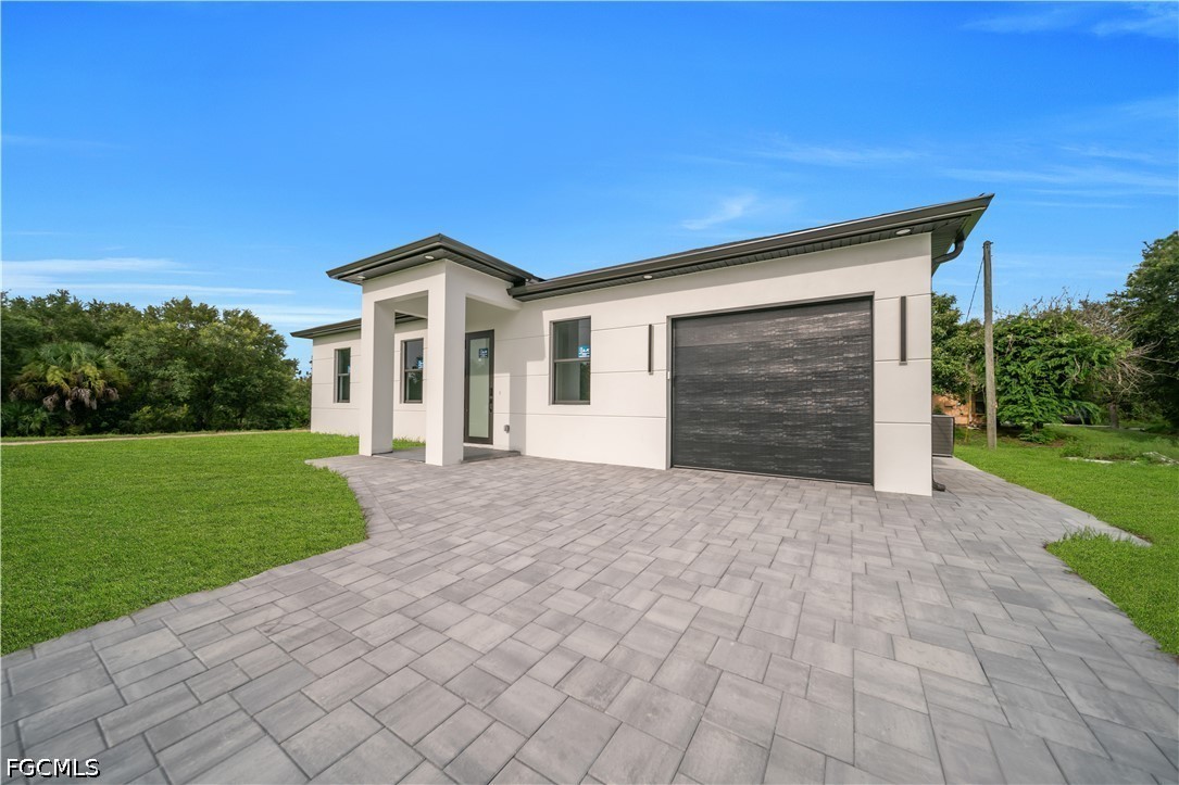 3 Bed Waterfront Home for Sale in Lehigh Acres, FL, $269,900 — photo 8