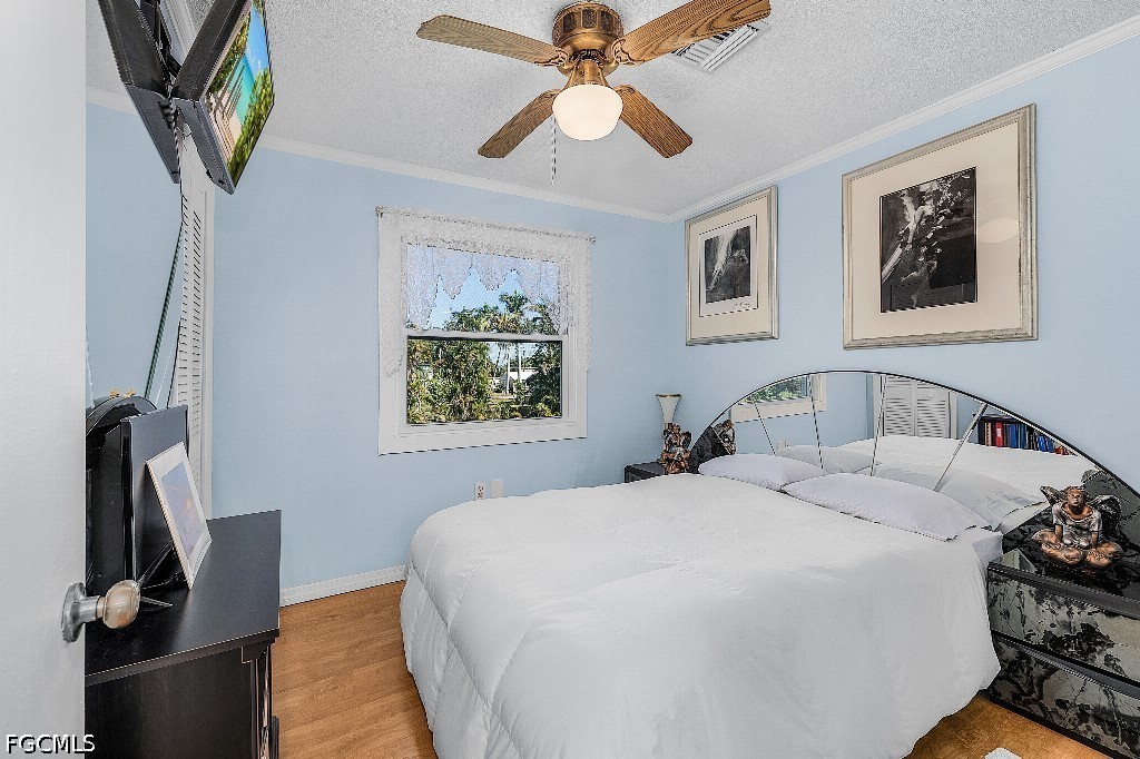 3 Bed SingleFamilyResidence for Sale in Bokeelia, FL — photo 8