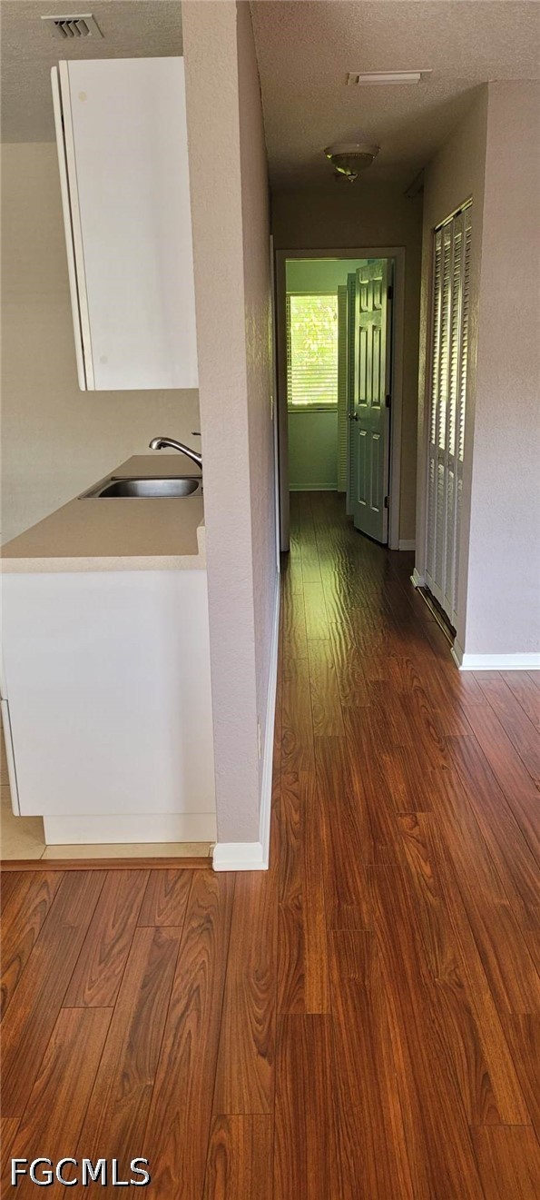 2 Bed SingleFamilyResidence for Sale in Naples, FL, $1,550 — photo 8