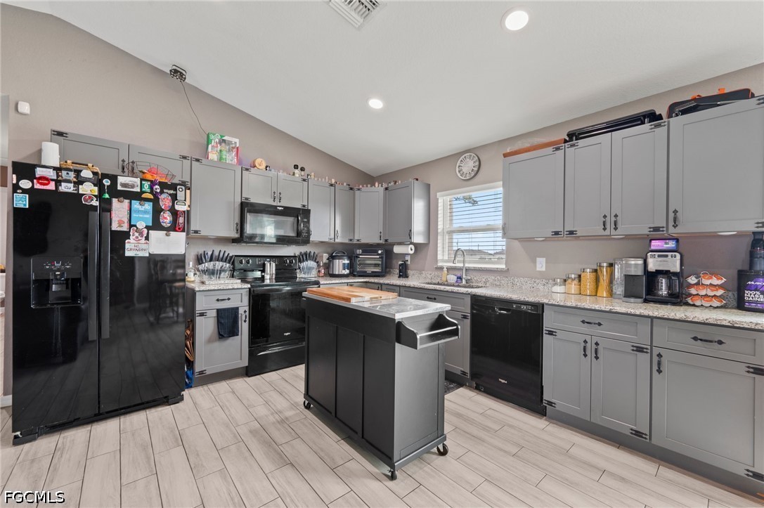 2 Bed SingleFamilyResidence for Sale in Port Labelle, FL — photo 8