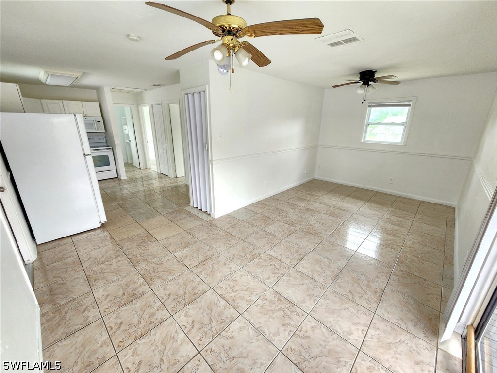 4 Bed Duplex for Sale in Country Manor Amended, FL, $499,000 — photo 8