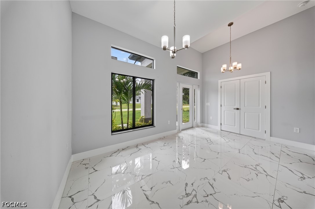 3 Bed SingleFamilyResidence for Sale in Lehigh Acres, photo 8