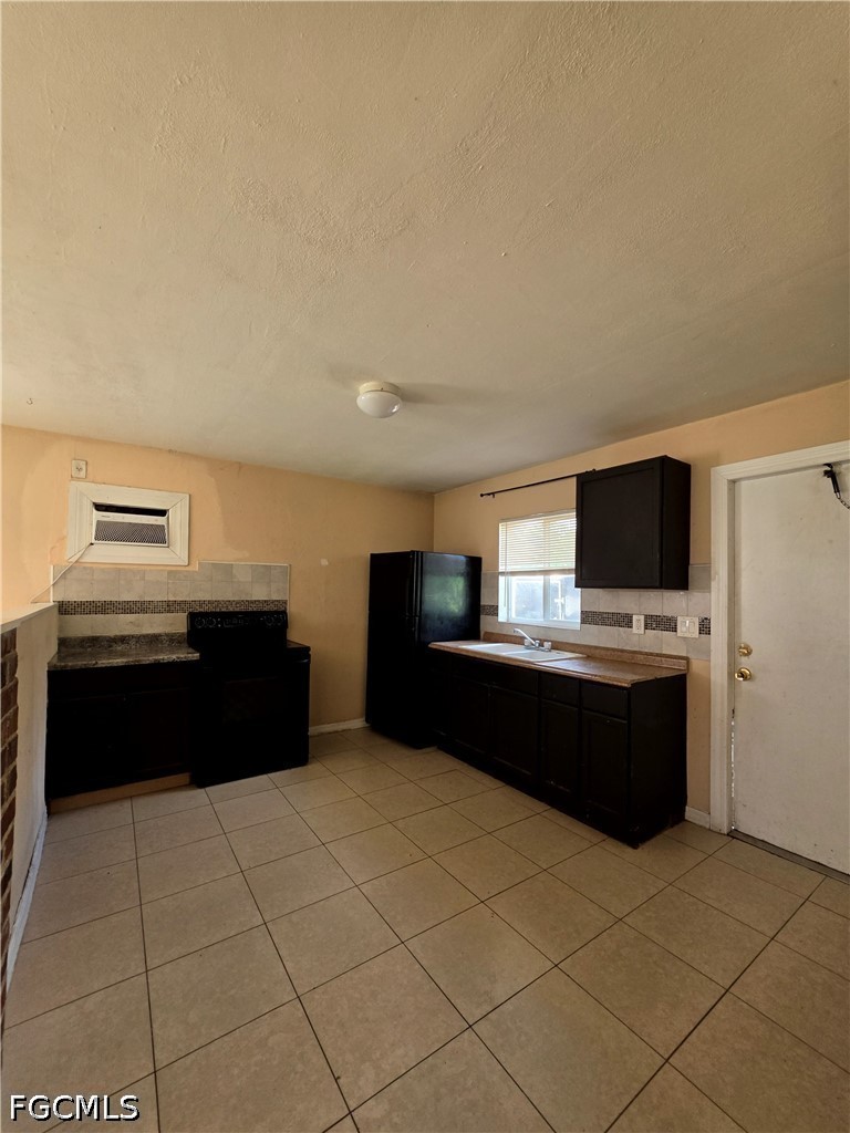 1 Bed Duplex for Sale in Fort Myers, FL, $1,000 — photo 8