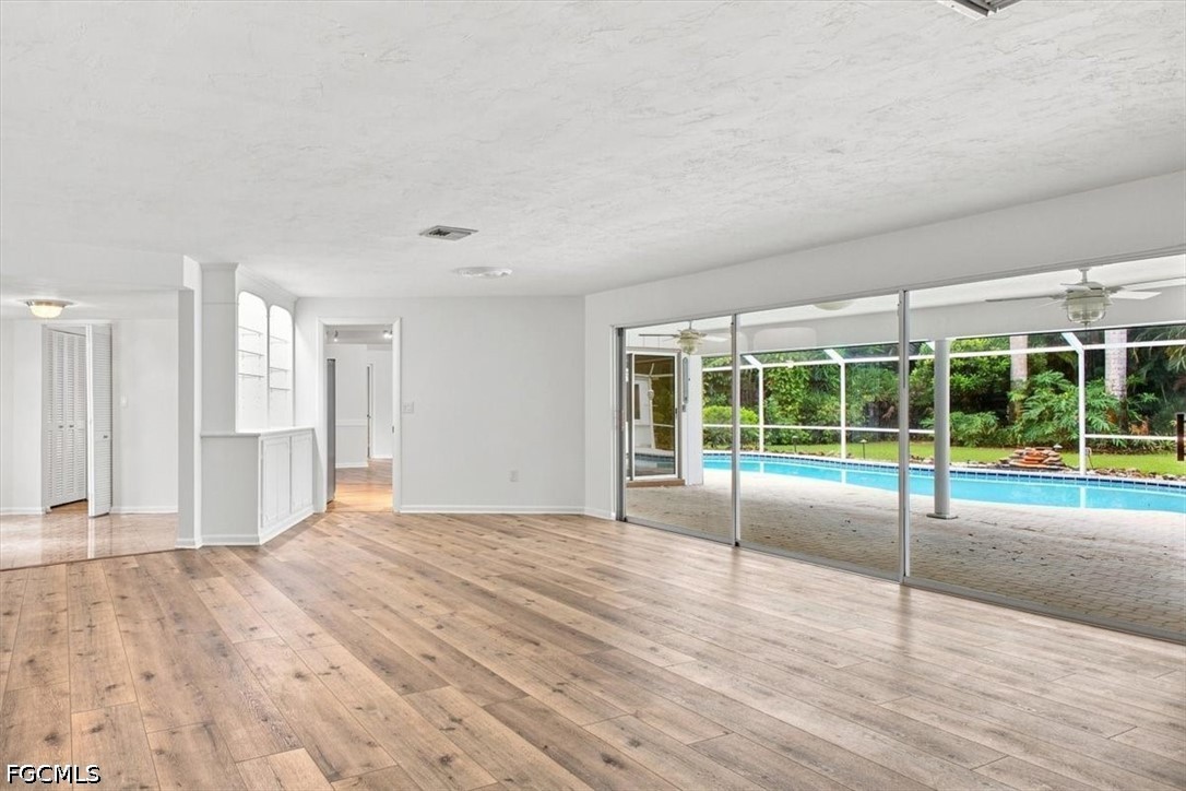 4 Bed Pool Home for Sale in Fort Myers, photo 8