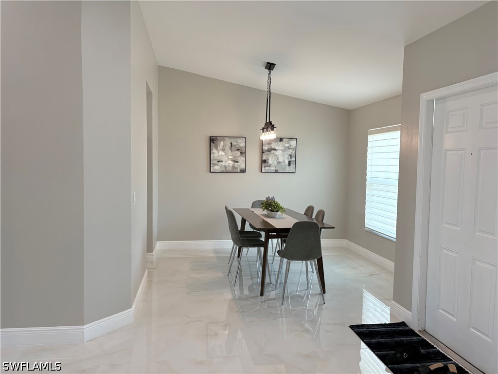 4 Bed SingleFamilyResidence for Sale in Naples, FL, $519,000 — photo 8