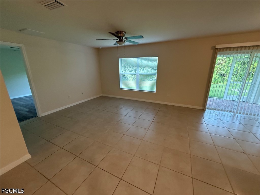4 Bed SingleFamilyResidence for Sale in Cape Coral, FL — photo 8
