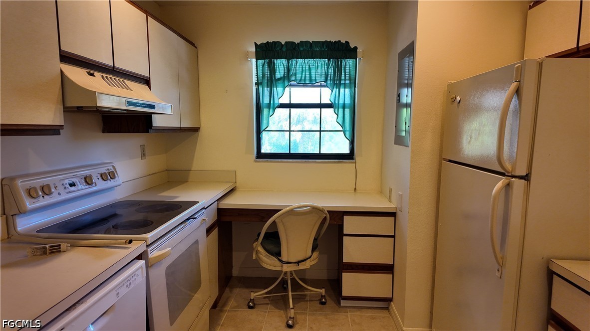 2 Bed Condominium for Sale in Naples, photo 8