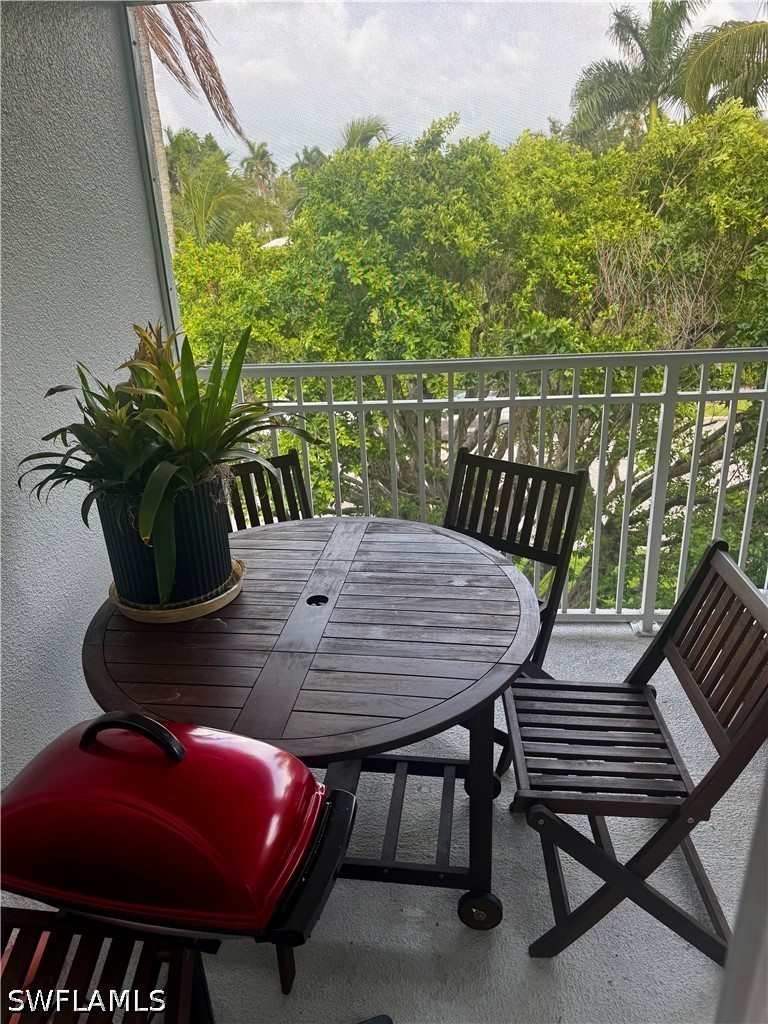 2 Bed Condominium for Sale in Town Manor, FL, $2,400 — photo 8