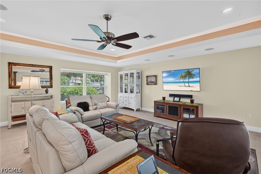 4 Bed SingleFamilyResidence for Sale in Fort Myers, photo 8