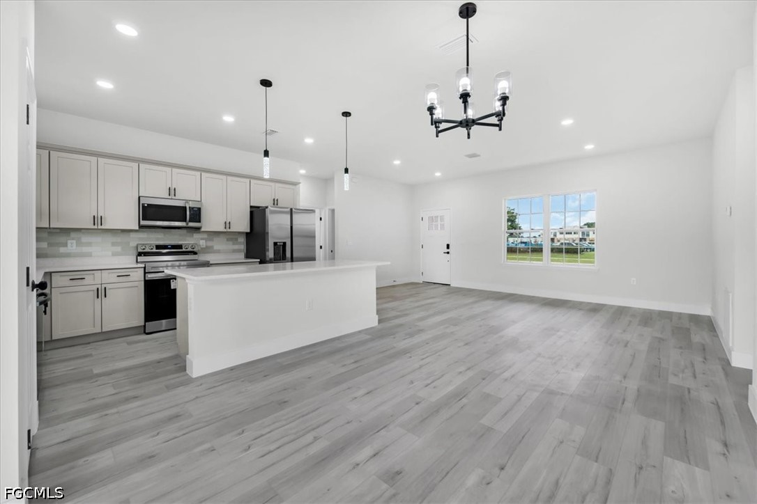3 Bed SingleFamilyResidence for Sale in Sun N Lakes, FL — photo 8