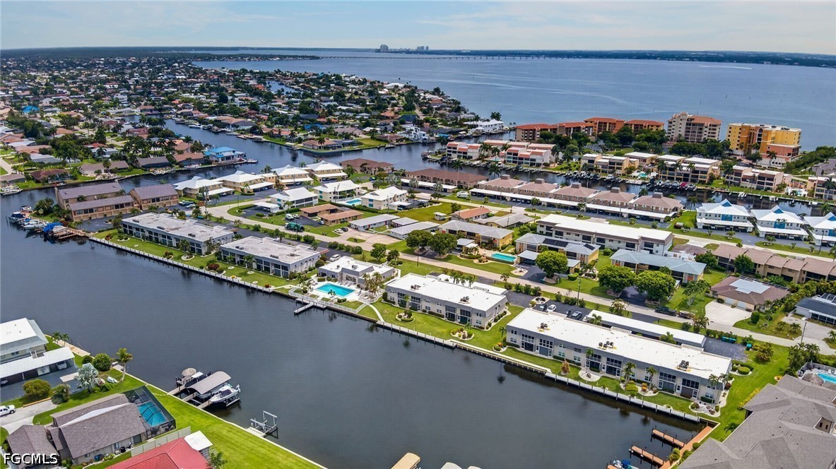 2 Bed Waterfront Home for Sale in Cape Coral, FL, $350,000 — photo 8