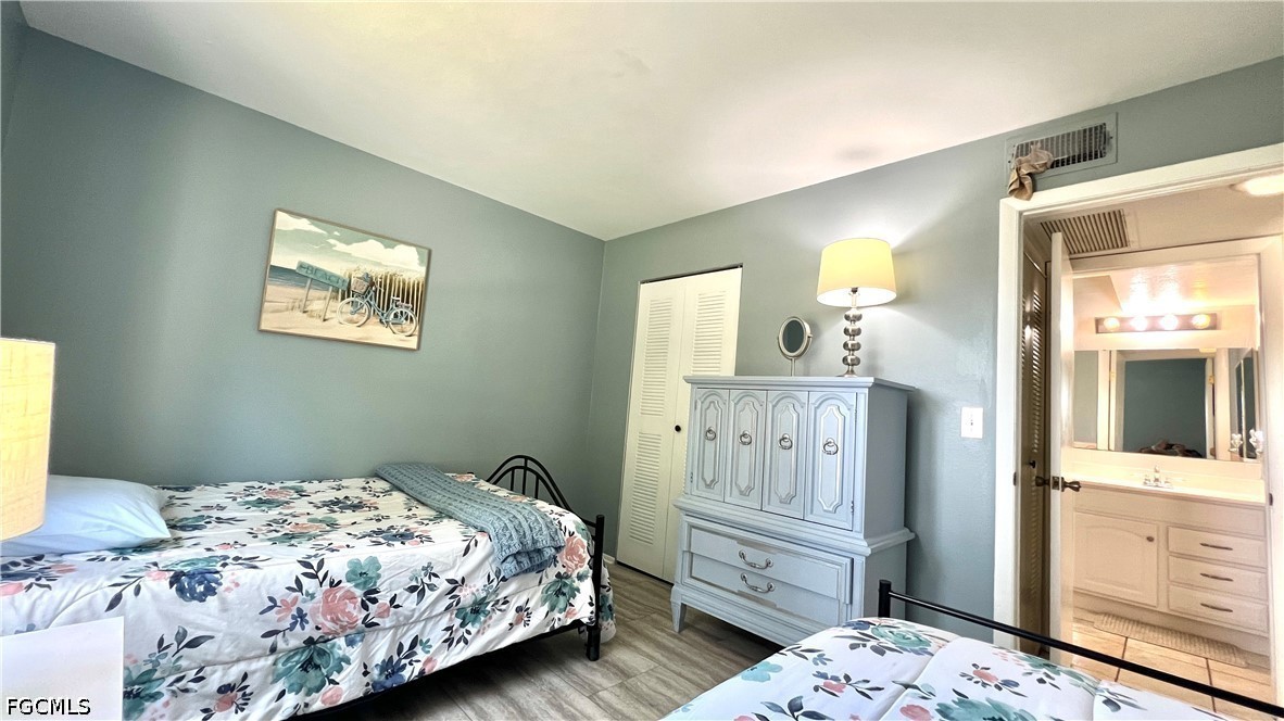 2 Bed Condominium for Sale in Fort Myers, FL, $1,250 — photo 8