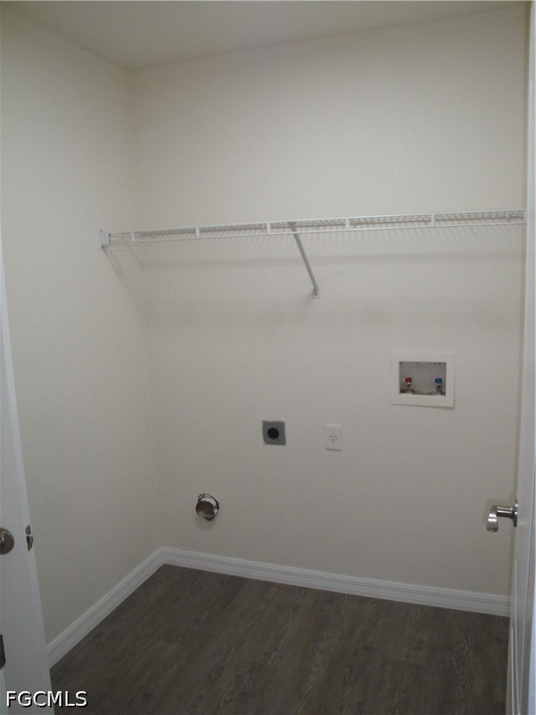 3 Bed SingleFamilyResidence for Sale in Lehigh Acres, FL — photo 8