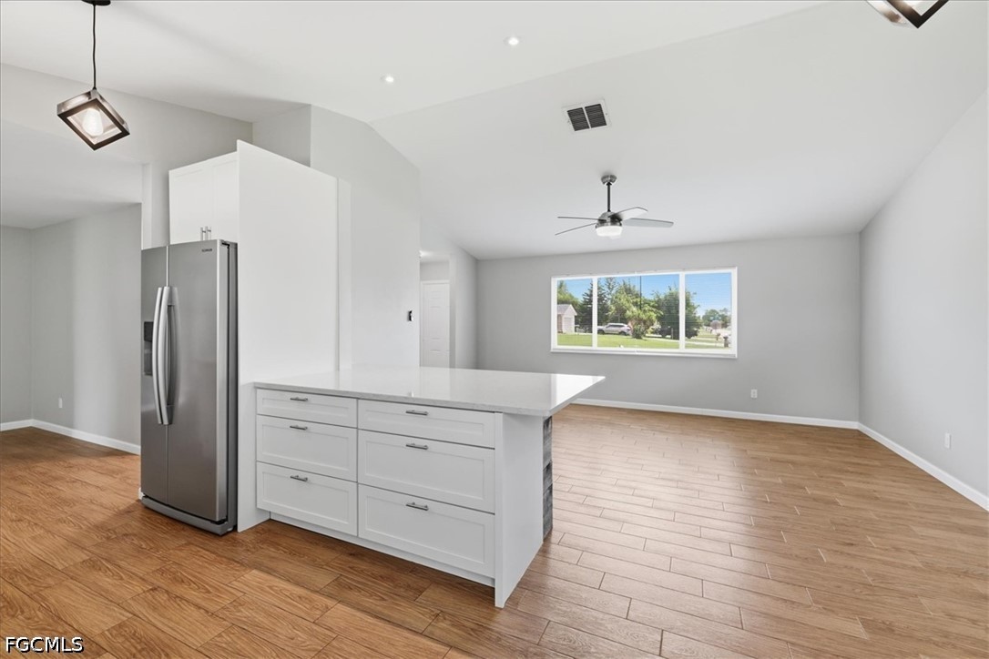 3 Bed SingleFamilyResidence for Sale in Cape Coral, photo 8
