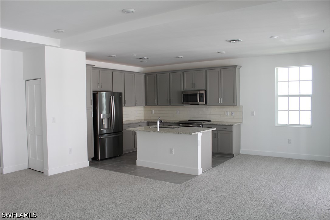 3 Bed Quadruplex for Sale in Villa Maria Condo, FL, $2,800 — photo 8