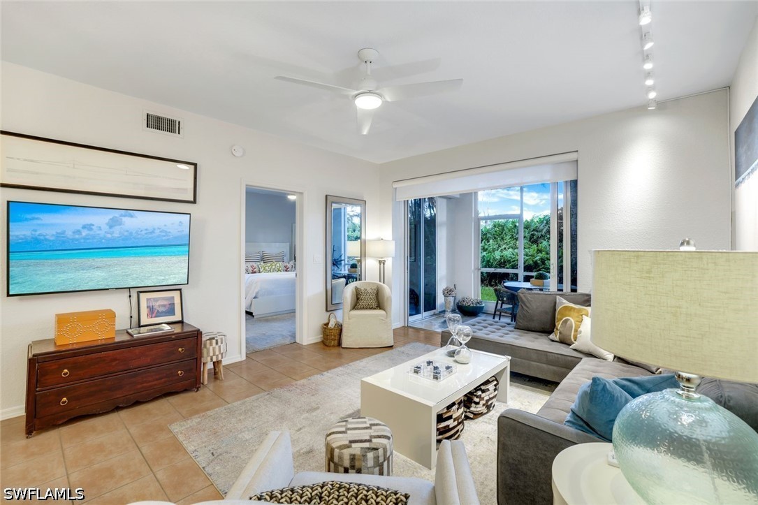 3 Bed Condominium for Sale in Naples, FL, $11,000 — photo 8